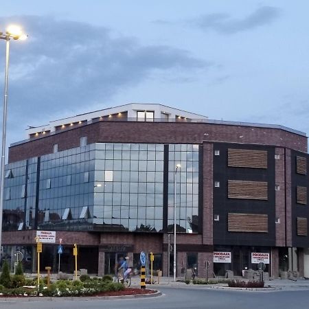 Sky Apartmani & Spa Leskovac  Luaran gambar