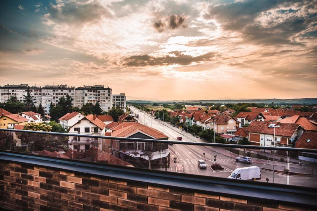 Sky Apartmani & Spa Leskovac  Luaran gambar
